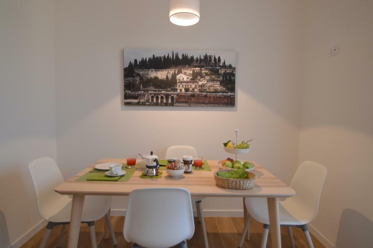Via Da Velo 8 Appartamento เวโรนา ภายนอก รูปภาพ
